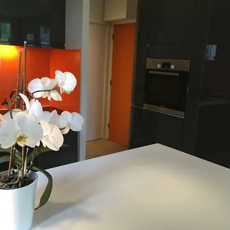 Bright Apmt For 2 People In Lavachet, 2100 Apartament *